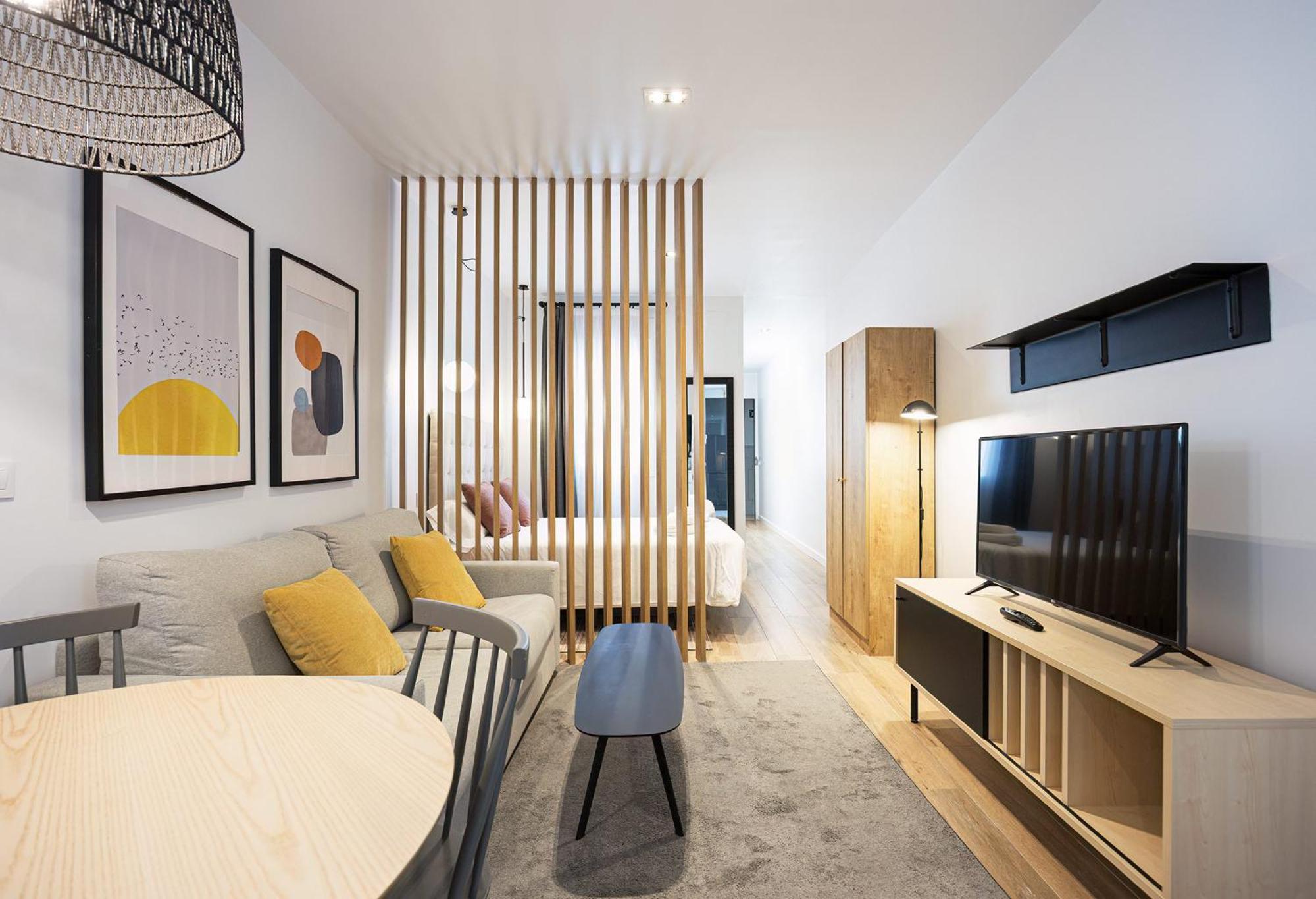 Aparthotel Smartr Atocha Reina Sofia Madrid Esterno foto